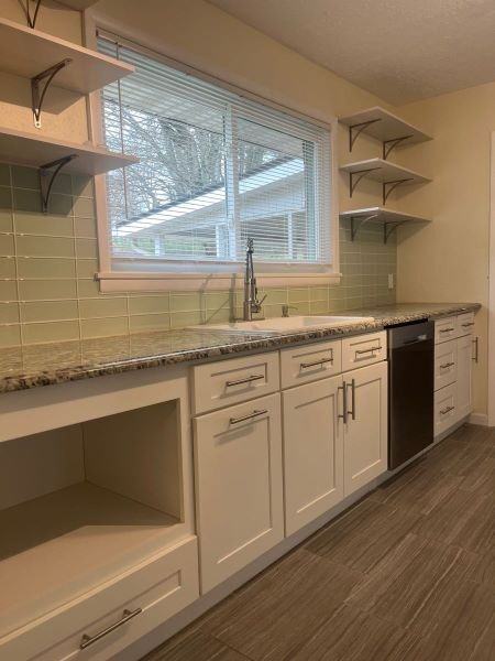 4308 Lonas Dr - Photo 6 of 21