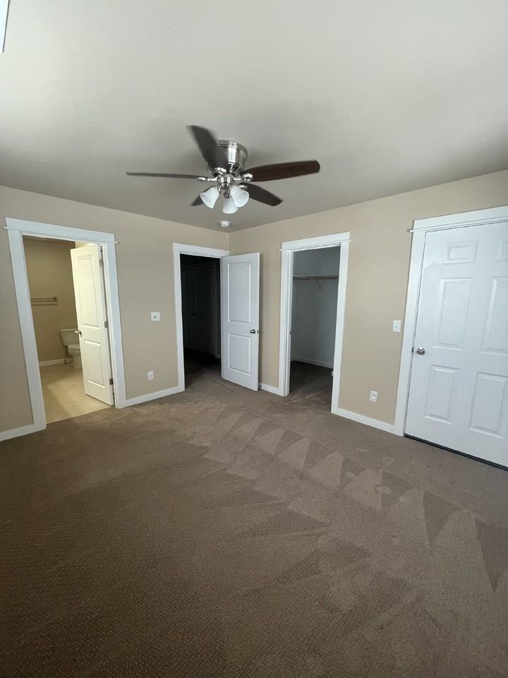 4022 Sunstone St - Photo 6 of 9