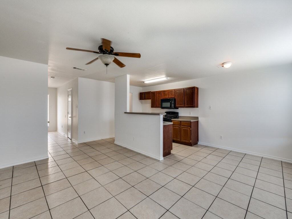 4516 Alamosa St - Photo 3 of 11