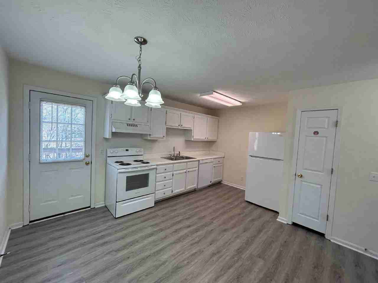 1322 Autumn Ave #B7 - Photo 4 of 18