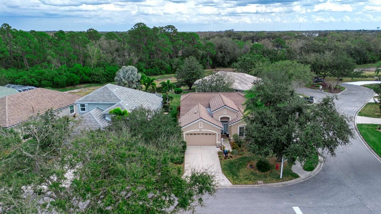 8419 Whispering Woods Ct - Photo 2 of 50