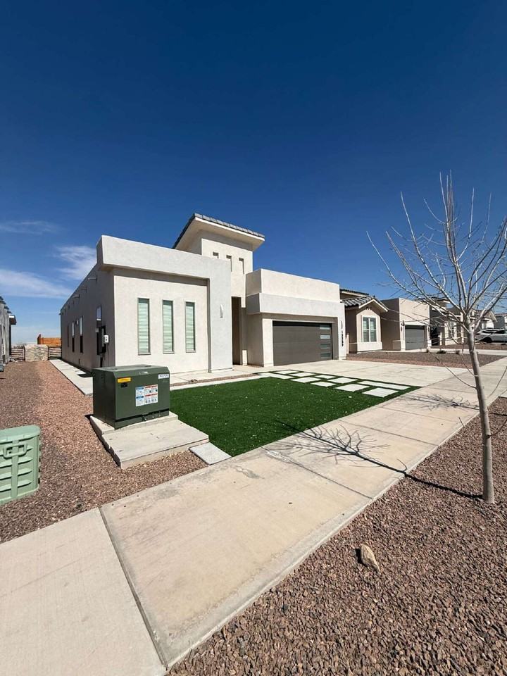 13389 Carterton Ave - Photo 5 of 50