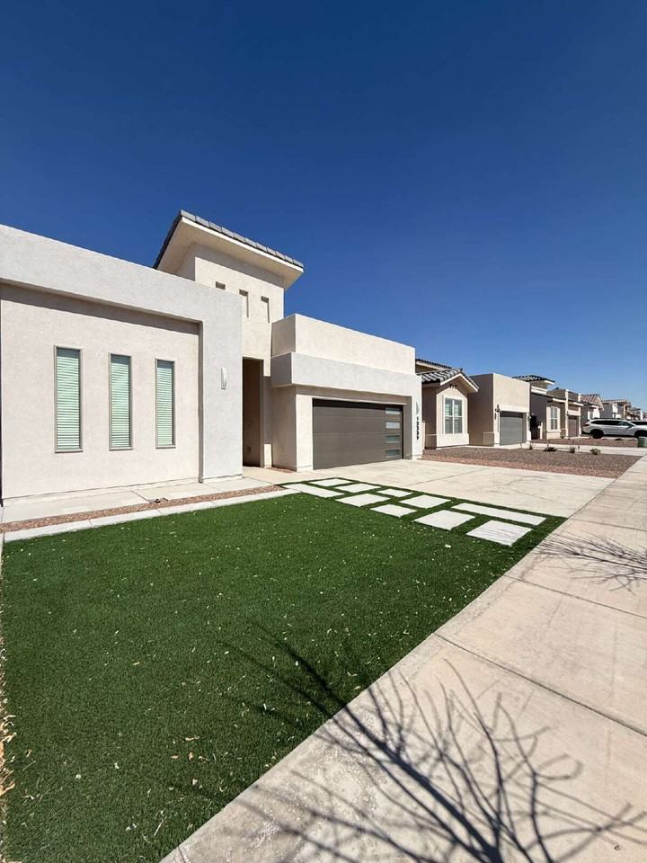 13389 Carterton Ave - Photo 6 of 50