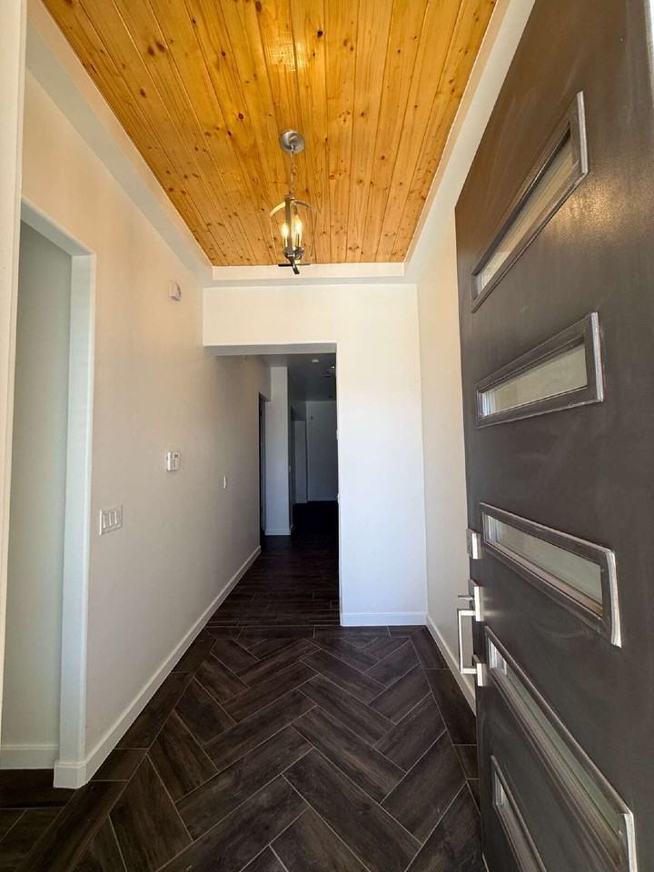 13389 Carterton Ave - Photo 7 of 50