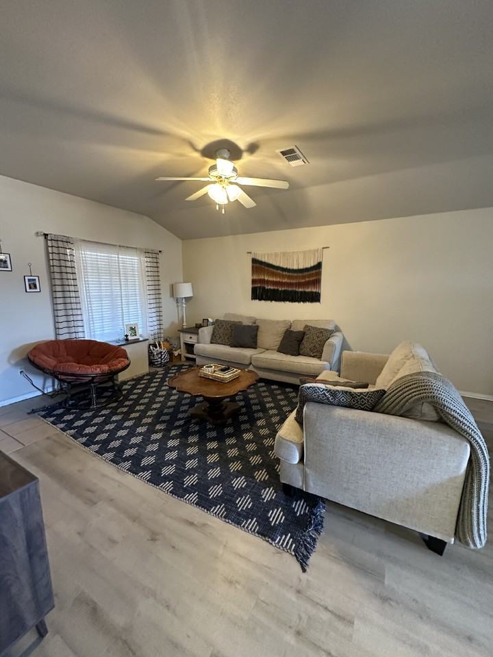 6514 85th St - Photo 3 of 14