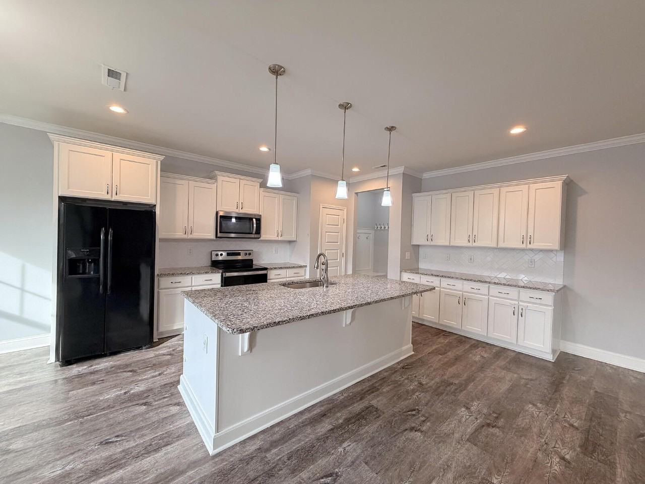 9058 White Oak Hill Rd - Photo 5 of 23