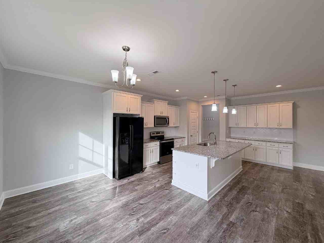 9058 White Oak Hill Rd - Photo 6 of 23