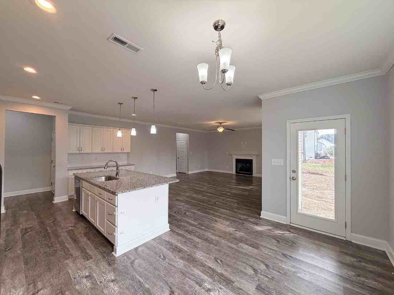 9058 White Oak Hill Rd - Photo 7 of 23