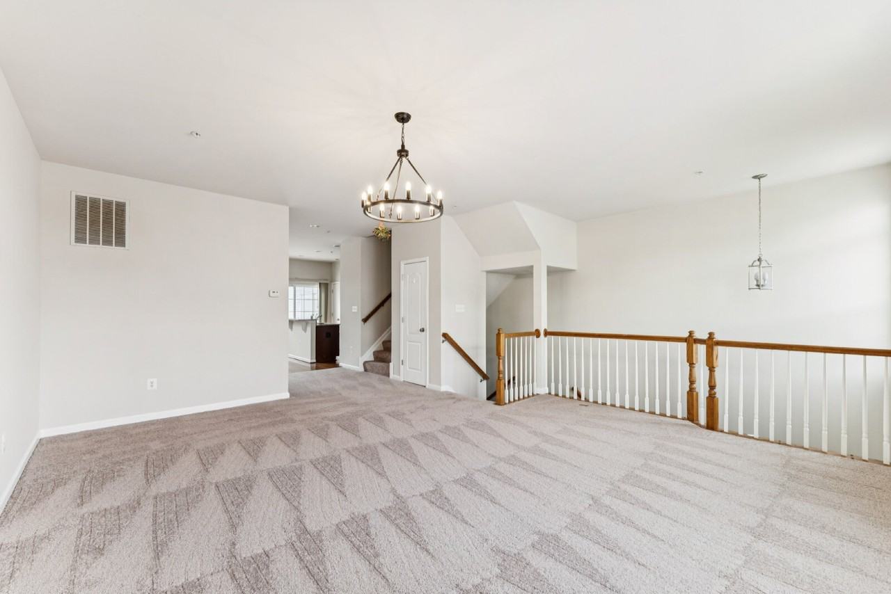 8705 Sagebrush Ln - Photo 6 of 25