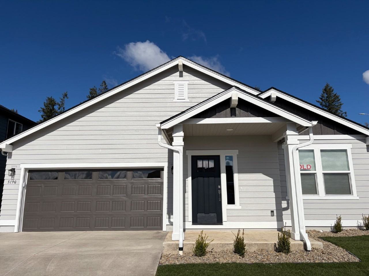 5190 Holly St - Photo 2 of 35