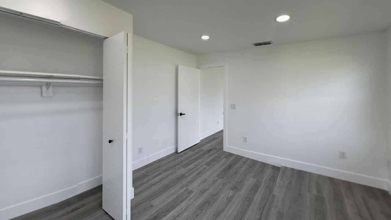 311 Wren Ave - Photo 4 of 11