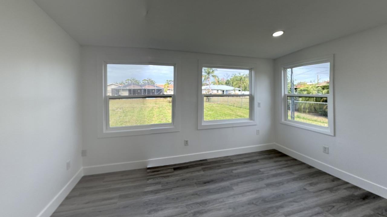 311 Wren Ave - Photo 6 of 11