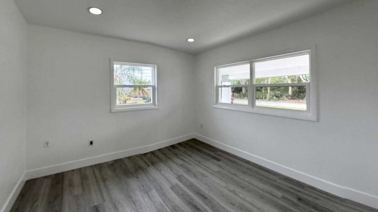 311 Wren Ave - Photo 7 of 11