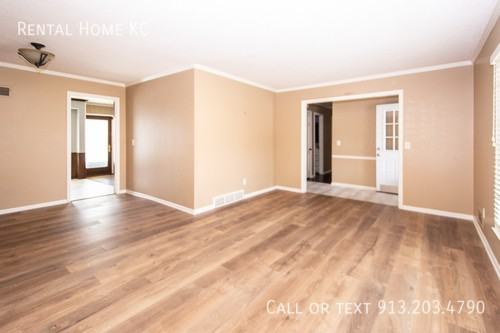 10047 Lamar Ave - Photo 4 of 29