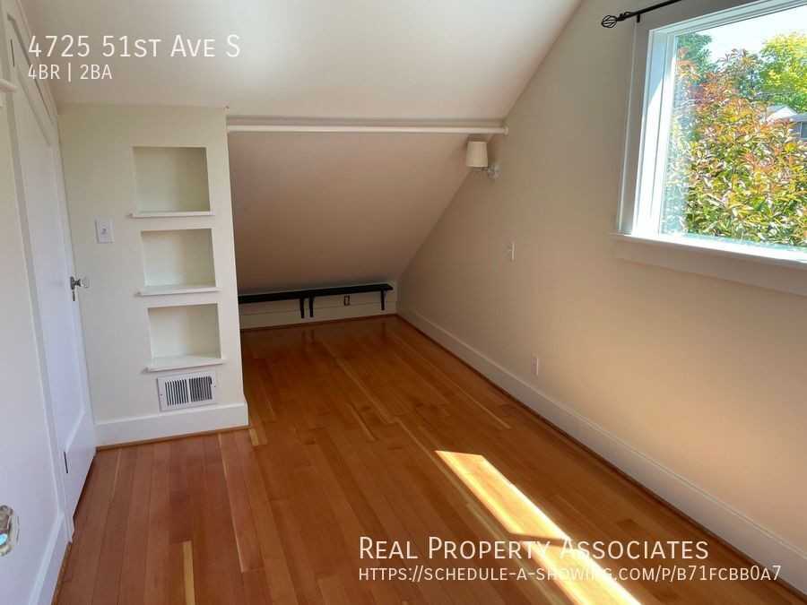 4725 51st Ave S - Photo 6 of 21