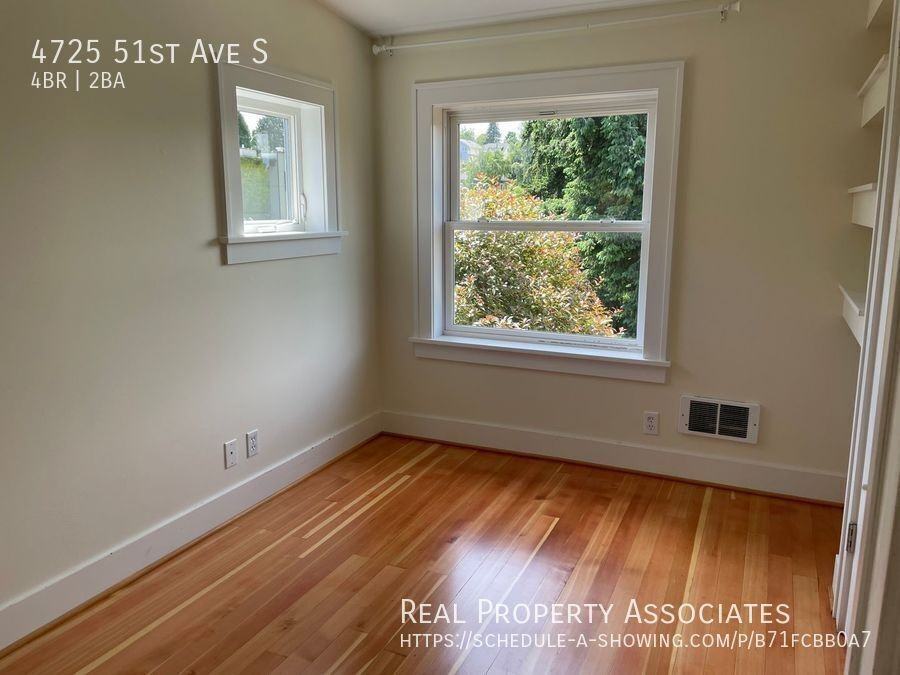 4725 51st Ave S - Photo 7 of 21