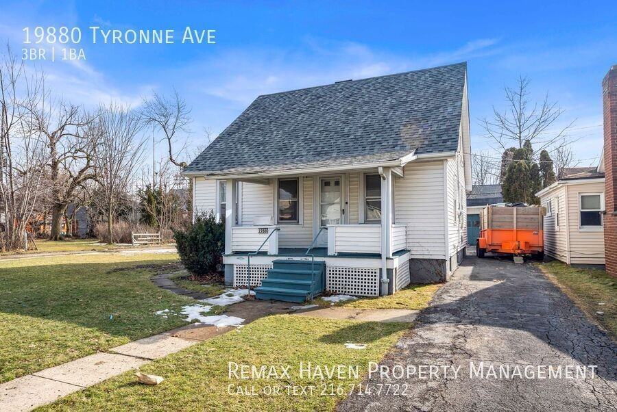 19880 Tyronne Ave - Photo 2 of 25