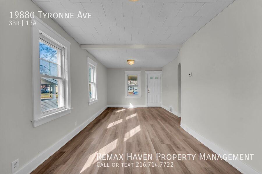 19880 Tyronne Ave - Photo 5 of 25