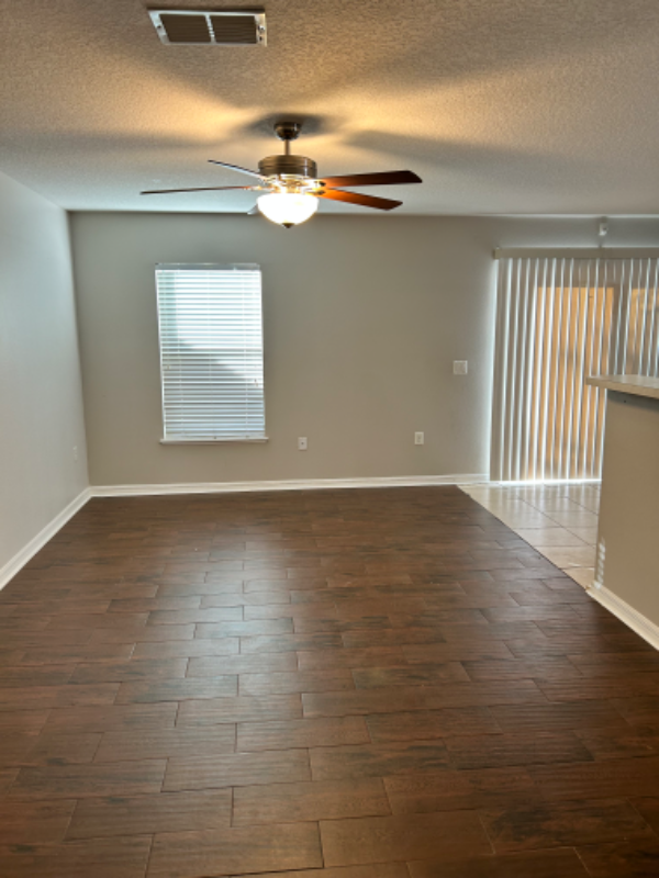 8218 Halls Hammock Ct - Photo 4 of 13