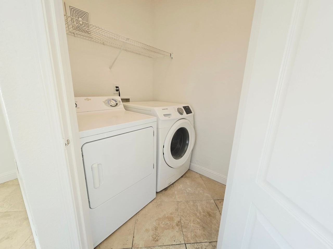 5525 W Flamingo Rd #2028 - Photo 6 of 15