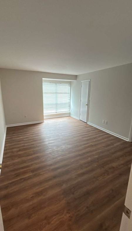 11082 Harrowfield Rd - Photo 7 of 11