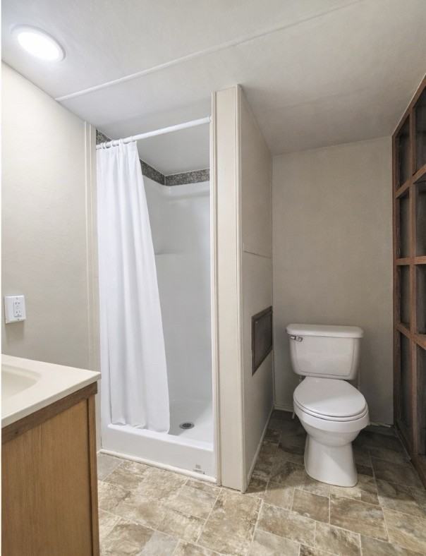 910 Polk St #4 - Photo 5 of 7