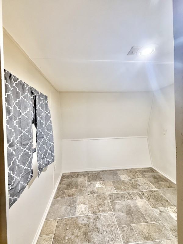 910 Polk St #4 - Photo 6 of 7