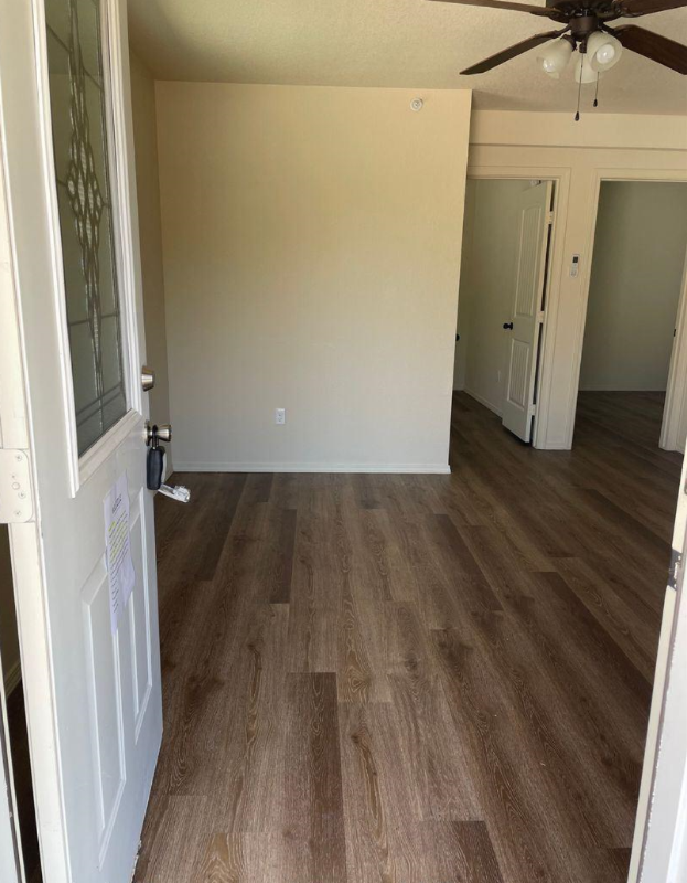 2306 Jordan St #D - Photo 2 of 9