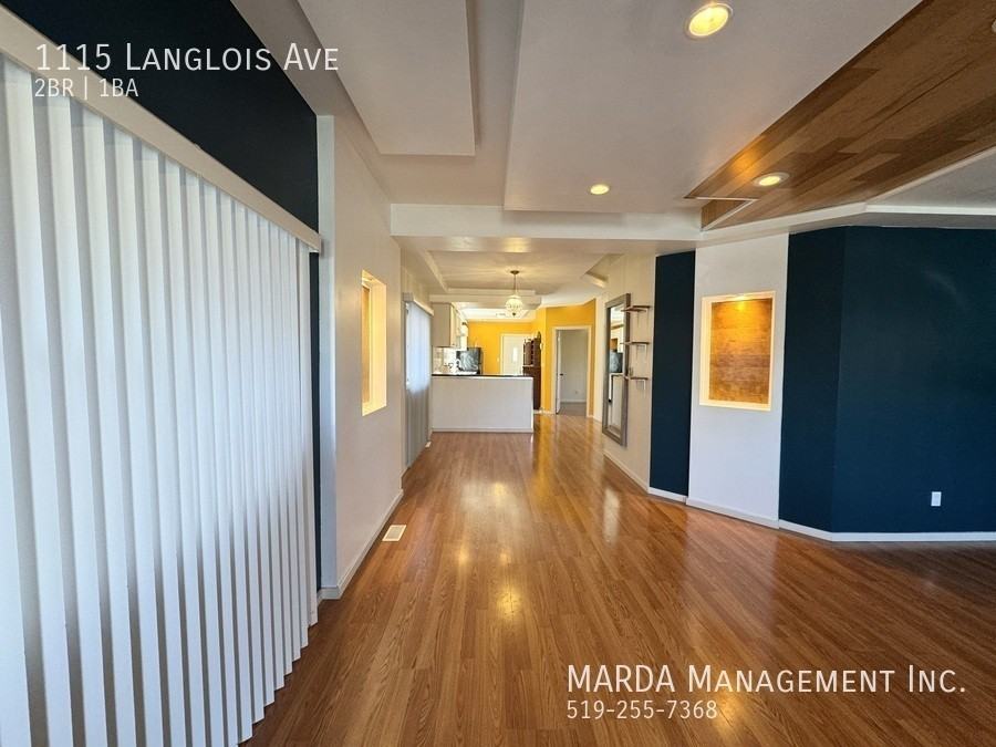 1115 Langlois Ave - Photo 5 of 42