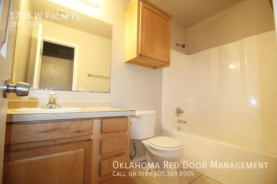 1708 W Palm Pl - Photo 6 of 22