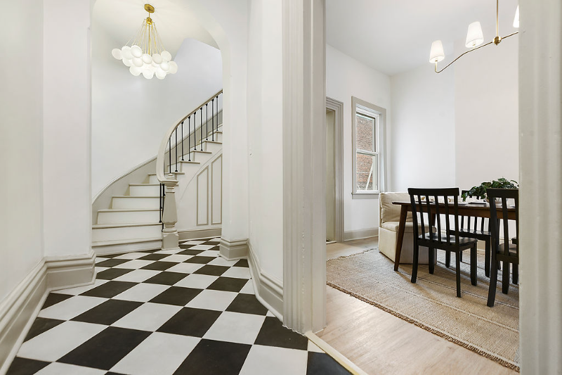 1300 Boyle St - Photo 3 of 20