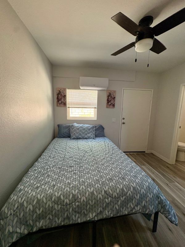 28409 Victoria Rd #1 - Photo 3 of 26