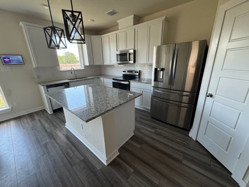 4644 Allison Dr - Photo 2 of 15