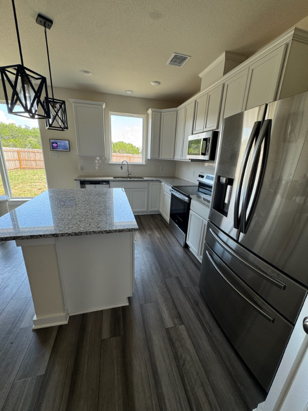 4644 Allison Dr - Photo 3 of 15