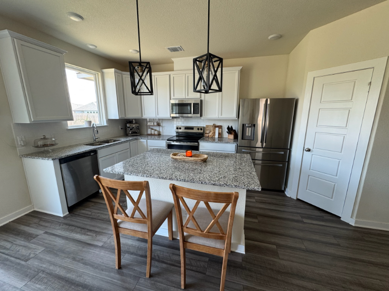 4644 Allison Dr - Photo 6 of 15