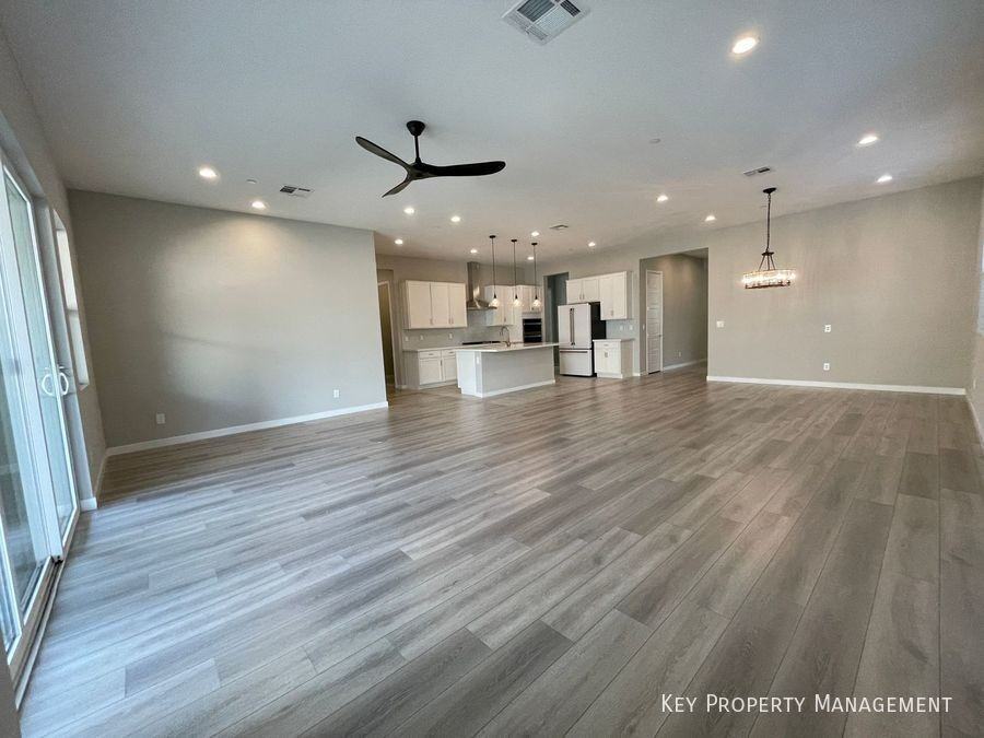 3391 Stone View Ave - Photo 3 of 42