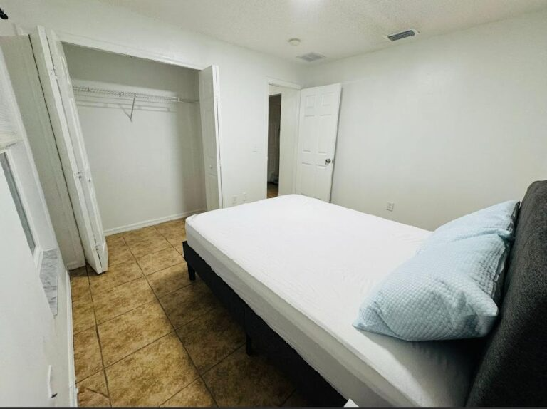 536 Cheshire Way - Photo 4 of 6