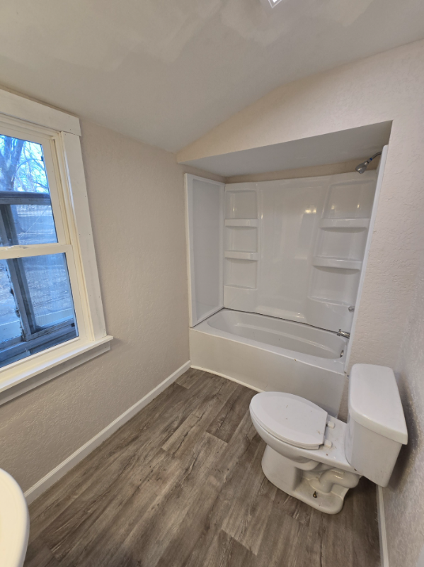 307 S Little St - Photo 3 of 7