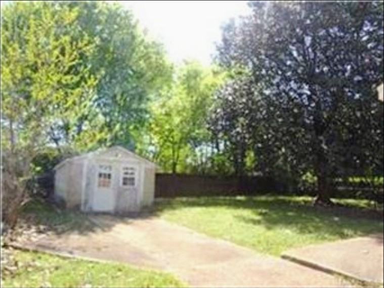 2076 Midway St - Photo 6 of 12