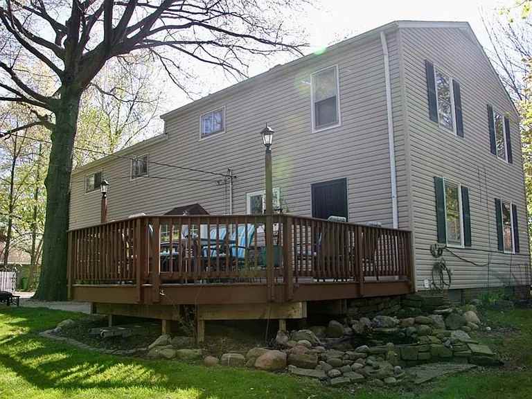 1771 E 234th St - Photo 4 of 19