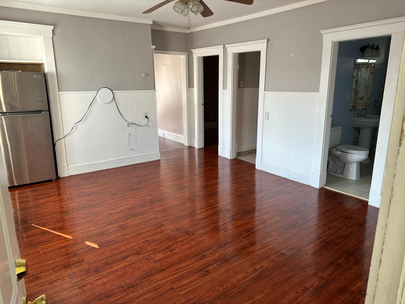 54 Eaton St - Photo 2 of 12