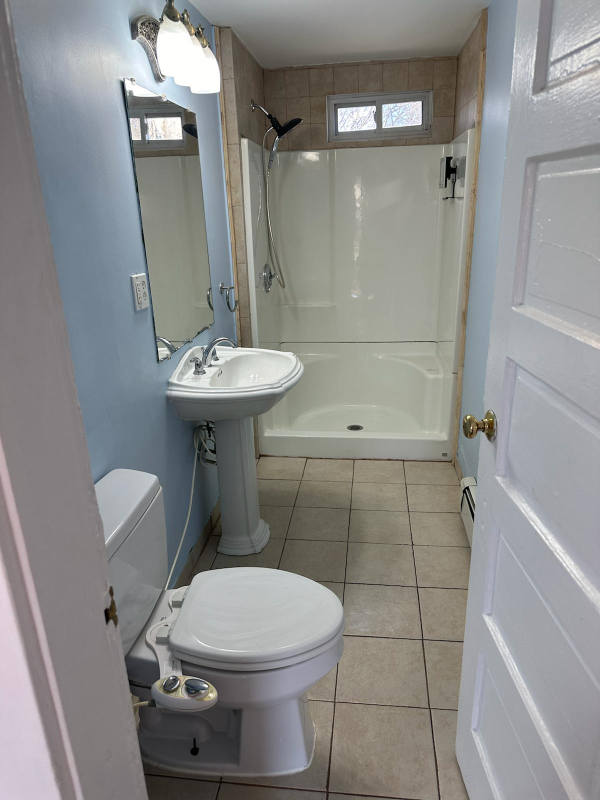 54 Eaton St - Photo 4 of 12