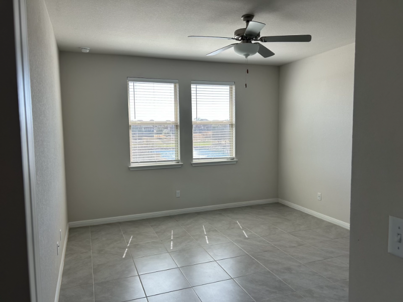 109 Serpens St - Photo 7 of 20