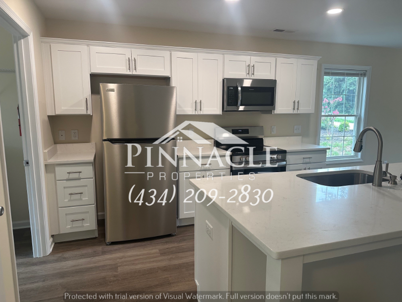 213 Munford St - Photo 4 of 20