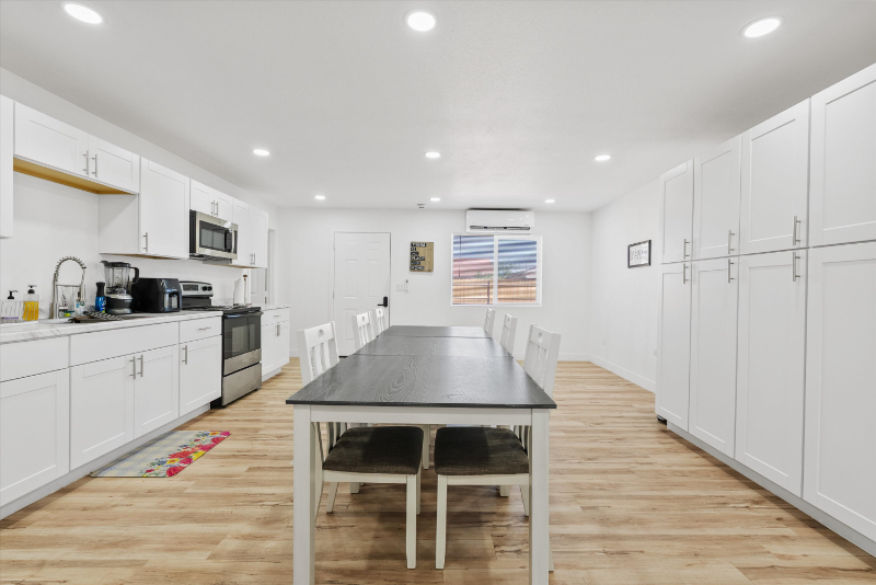 2956 E Mobile Ln - Photo 5 of 11