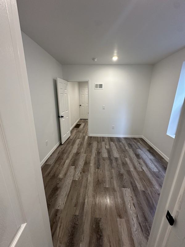 1446 N 58th St - Photo 3 of 8