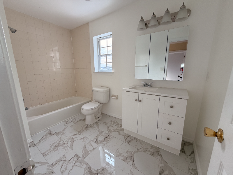 219 Mary Lou Ave #2F - Photo 5 of 12