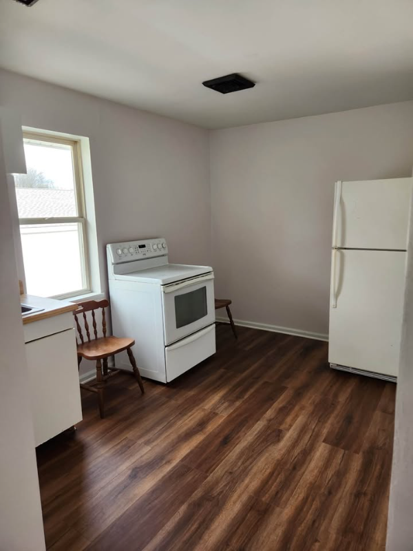 716 N Bridge St #1 - Photo 4 of 9