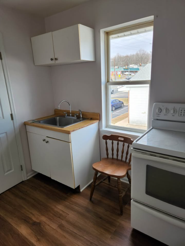 716 N Bridge St #1 - Photo 5 of 9