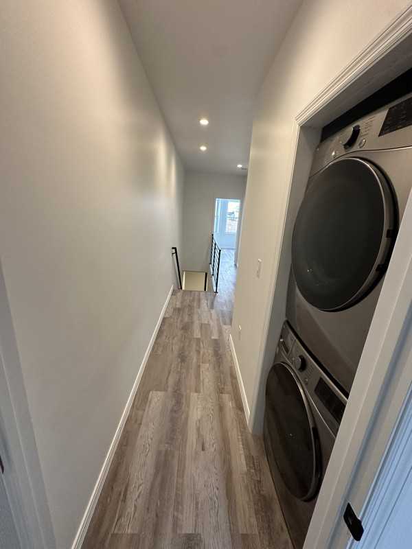 1446 N 58th St - Photo 3 of 8